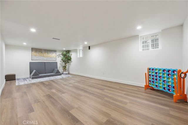 1550 w 70th St, Los Angeles, CA 90047