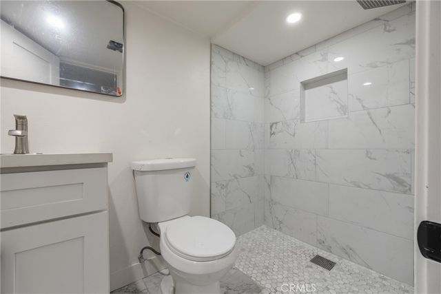 1550 w 70th St, Los Angeles, CA 90047