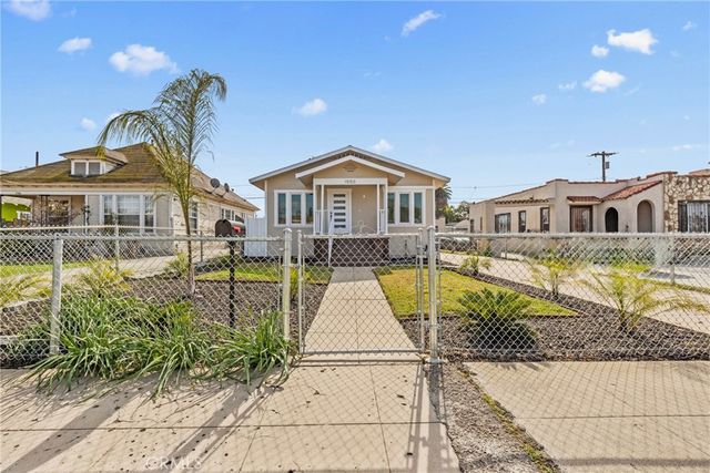 1550 w 70th St, Los Angeles, CA 90047