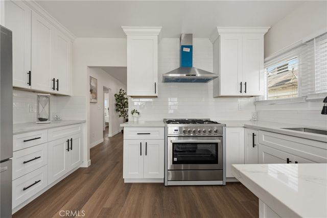 1550 w 70th St, Los Angeles, CA 90047