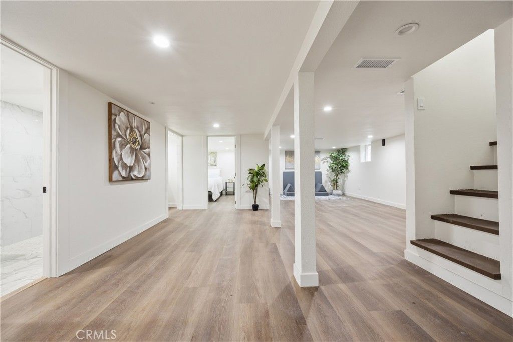 1550 w 70th St, Los Angeles, CA 90047