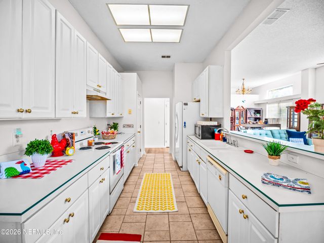 4406 HEATHFORD Drive W, Jacksonville, FL 32224