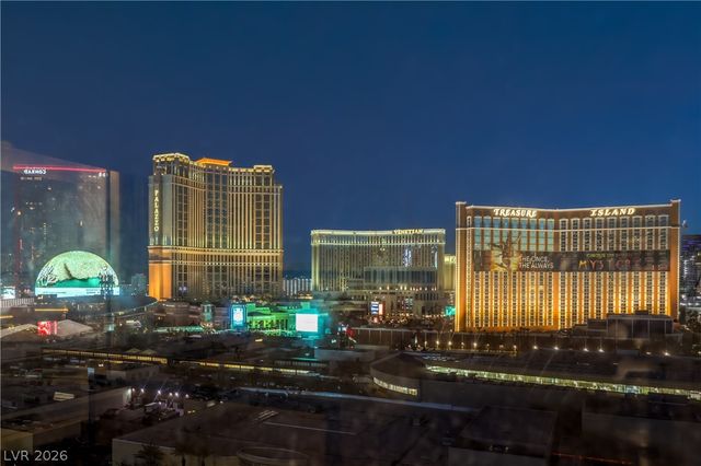 2000 Fashion Show Drive 2207, Las Vegas, NV 89109