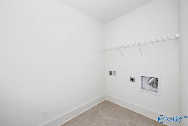 13847 Goff Drive, Athens, AL 35611