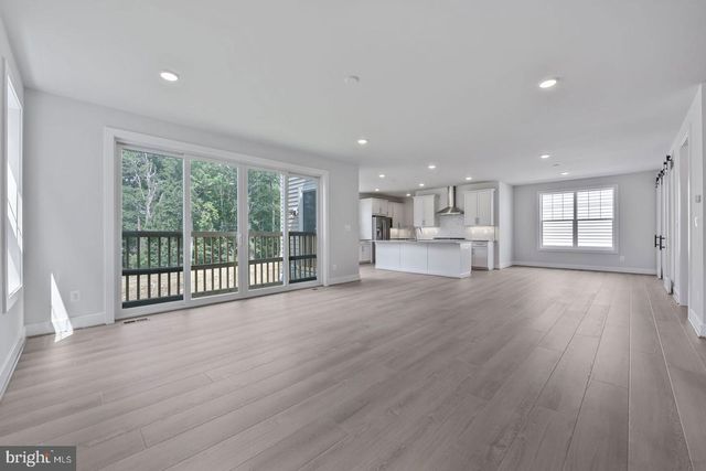42010 NIGHT NURSE CIR, Ashburn, VA 20148