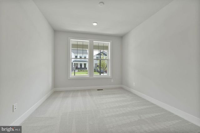 42010 NIGHT NURSE CIR, Ashburn, VA 20148