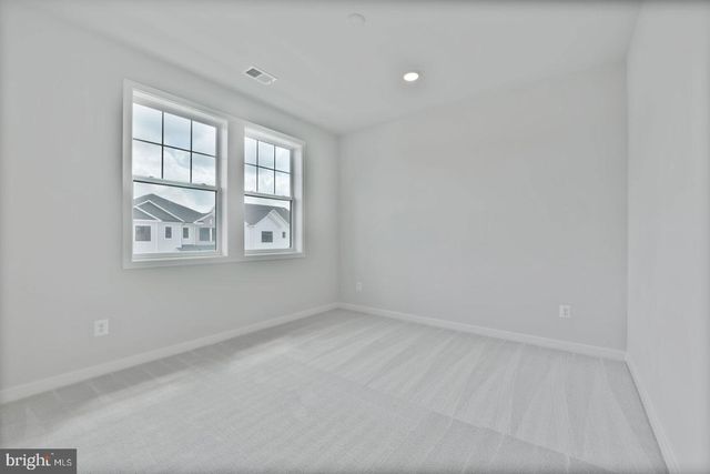 42010 NIGHT NURSE CIR, Ashburn, VA 20148