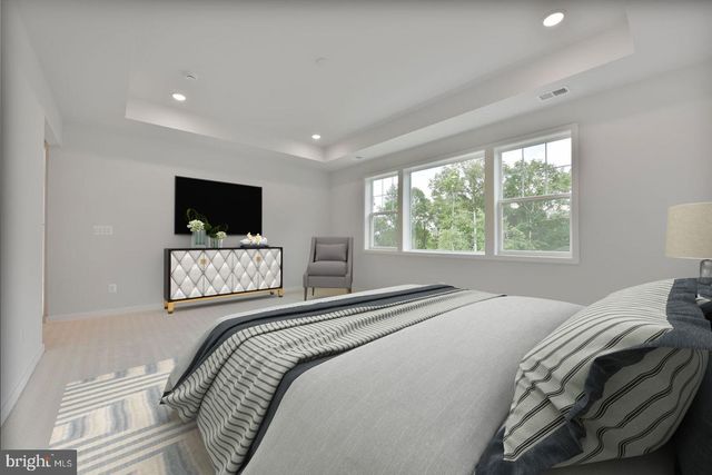42010 NIGHT NURSE CIR, Ashburn, VA 20148