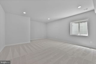 42010 NIGHT NURSE CIR, Ashburn, VA 20148