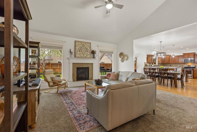 891 E Silver Torch St, Meridian, ID 83646