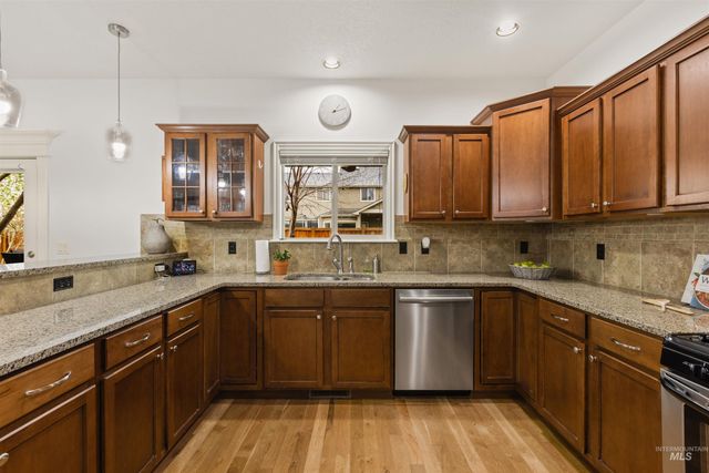 891 E Silver Torch St, Meridian, ID 83646