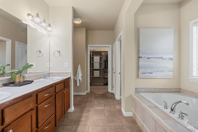 891 E Silver Torch St, Meridian, ID 83646