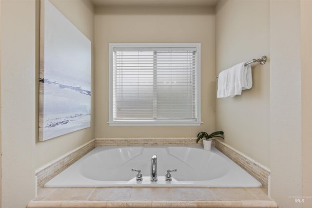 891 E Silver Torch St, Meridian, ID 83646