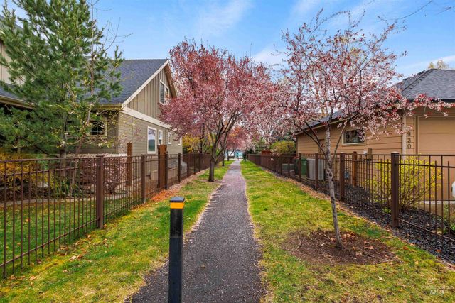 891 E Silver Torch St, Meridian, ID 83646