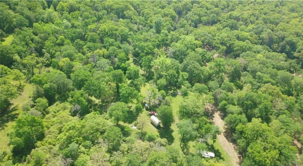 18242 Old Bundick Road, Hearne, TX 77859 — photo 2