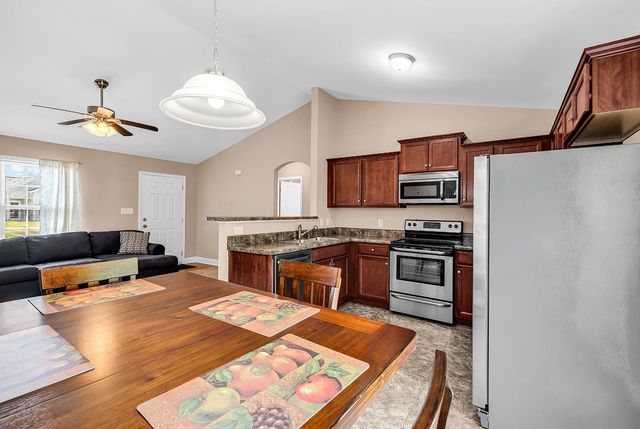 201 Cottage Creek Circle, Conway, SC 29527