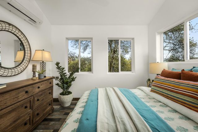 16175 Mackinaw Way, Grass Valley, CA 95949