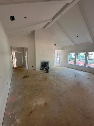 101 Chinaberry Street, Pine Mountain, GA 31822