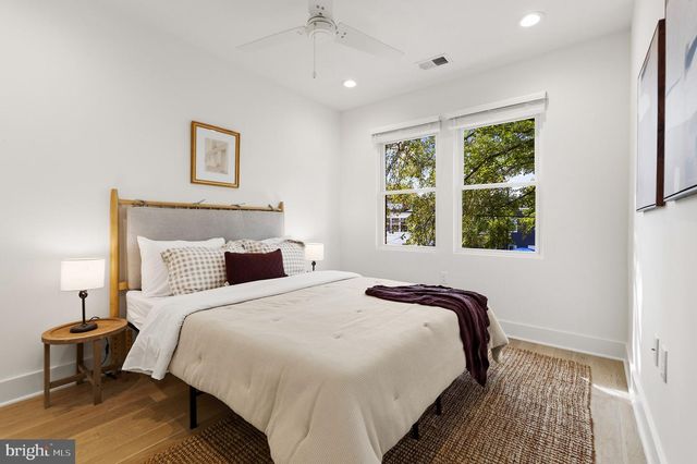 1711 LANG PL NE, Washington, DC 20002