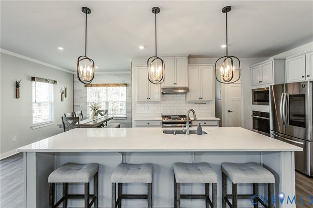 18160 Sagamore Dr, Chesterfield, VA 23120