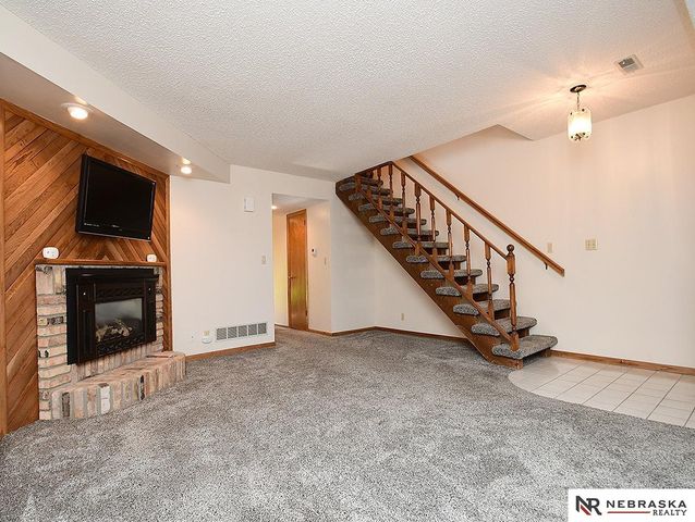 2905 Londonshire Court, Lincoln, NE 68516