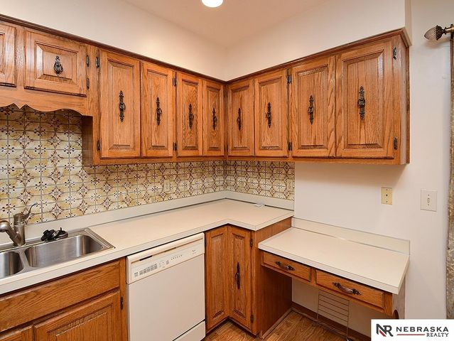 2905 Londonshire Court, Lincoln, NE 68516