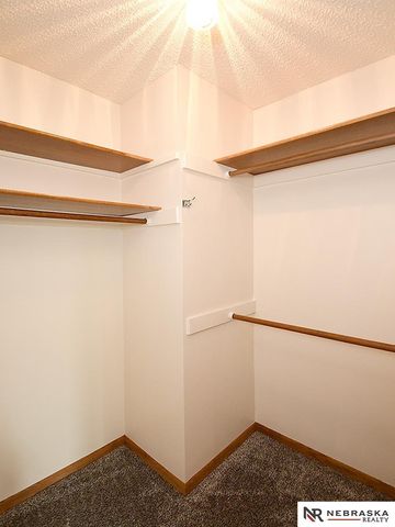 2905 Londonshire Court, Lincoln, NE 68516