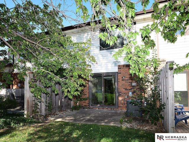 2905 Londonshire Court, Lincoln, NE 68516