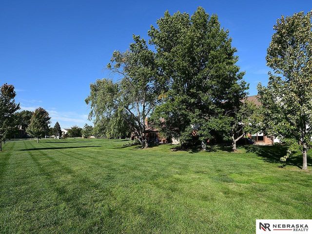 2905 Londonshire Court, Lincoln, NE 68516