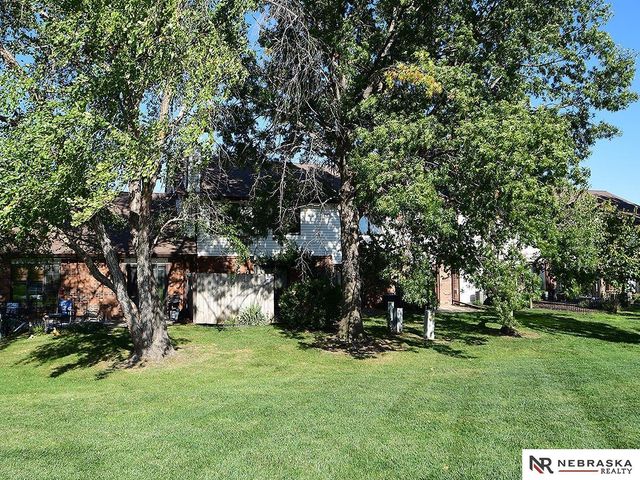 2905 Londonshire Court, Lincoln, NE 68516