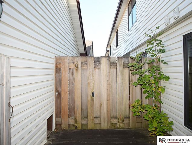 2905 Londonshire Court, Lincoln, NE 68516