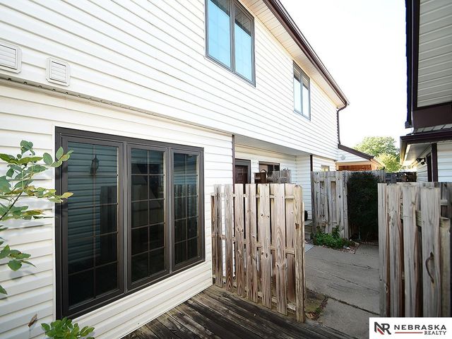 2905 Londonshire Court, Lincoln, NE 68516