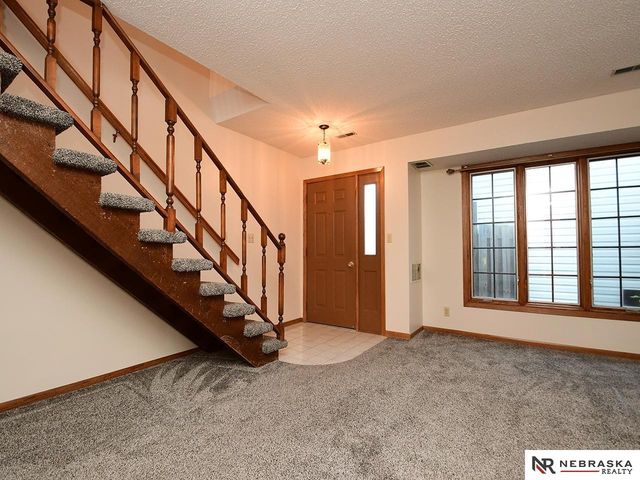 2905 Londonshire Court, Lincoln, NE 68516