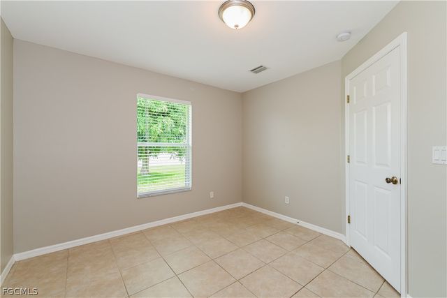 123 SW 29th TER, Cape Coral, FL 33914