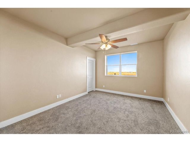 45425 Wolf Creek Dr, Bennett, CO 80102