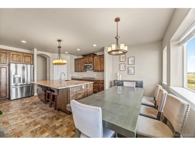 45425 Wolf Creek Dr, Bennett, CO 80102