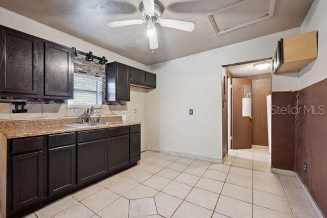 132 PINE STREET, Orlando, FL 32824