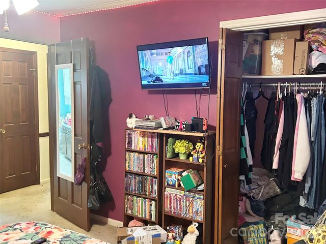 357 Pruitt Houser Street, Lincolnton, NC 28092