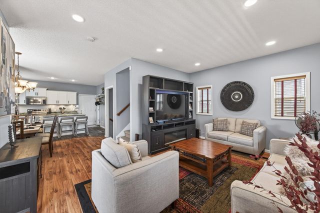 1109 Lawson Avenue E, Saint Paul, MN 55106