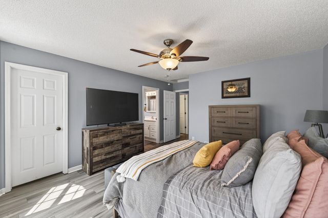 1109 Lawson Avenue E, Saint Paul, MN 55106