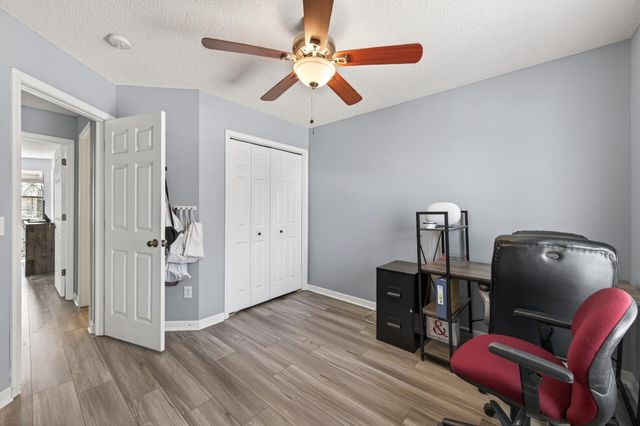 1109 Lawson Avenue E, Saint Paul, MN 55106