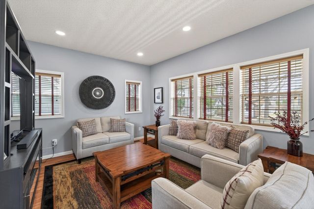 1109 Lawson Avenue E, Saint Paul, MN 55106