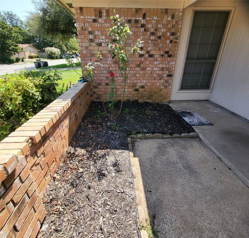 3612 Spring Meadows Drive, Arlington, TX 76014