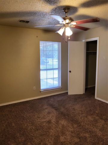 3612 Spring Meadows Drive, Arlington, TX 76014