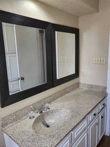 3612 Spring Meadows Drive, Arlington, TX 76014