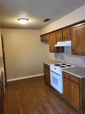 3612 Spring Meadows Drive, Arlington, TX 76014