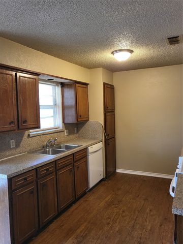 3612 Spring Meadows Drive, Arlington, TX 76014