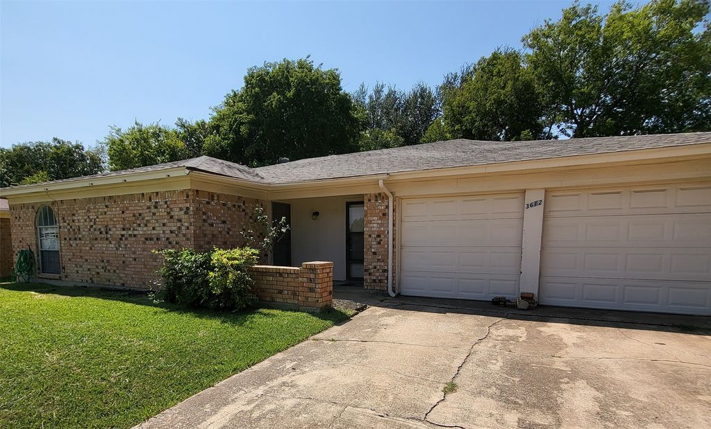 3612 Spring Meadows Drive, Arlington, TX 76014