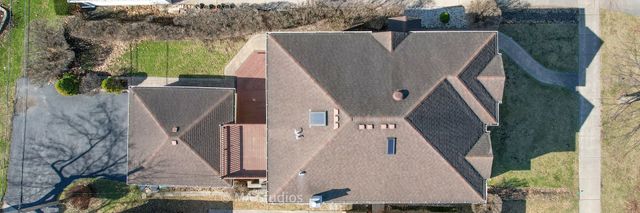 8912 Harms Road, Morton Grove, IL 60053