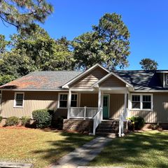 125 E 127 E New Jersey Avenue, Southern Pines, NC 28387